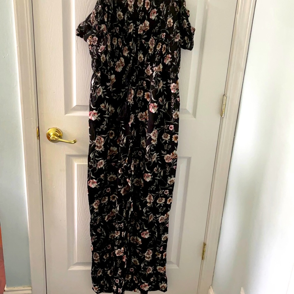 Xhilaration flower jumpsuit large
